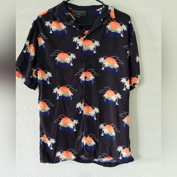 No Boundaries Shirt Mens Novelty Print Fly Button Up Size Small Black Orange - Picture 6 of 10